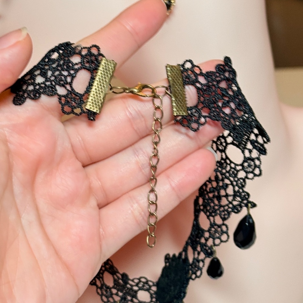 ⚜️ Vamp Black Lace Choker Necklace - Picture 7 of 12